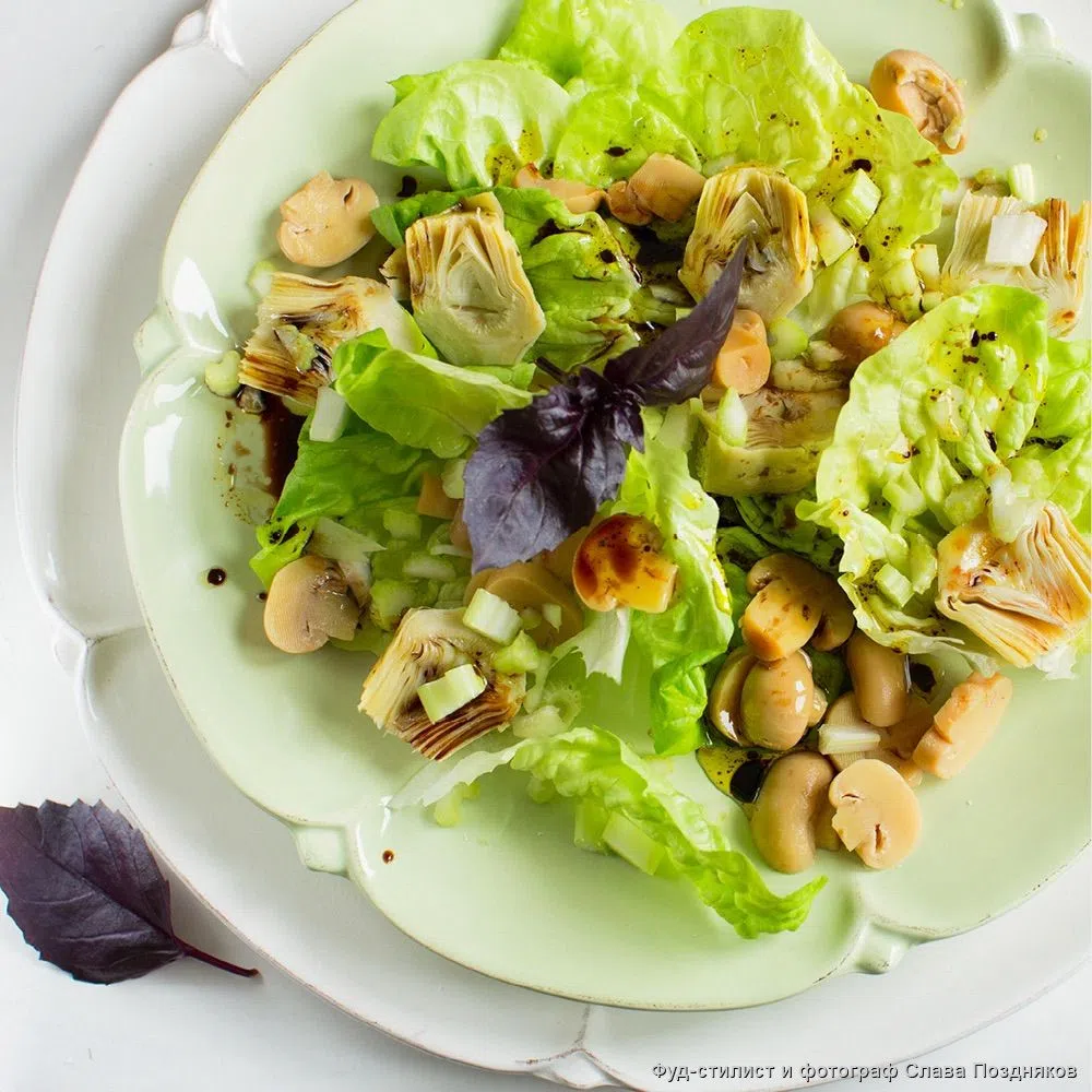 Салат с артишоками и шампиньонами