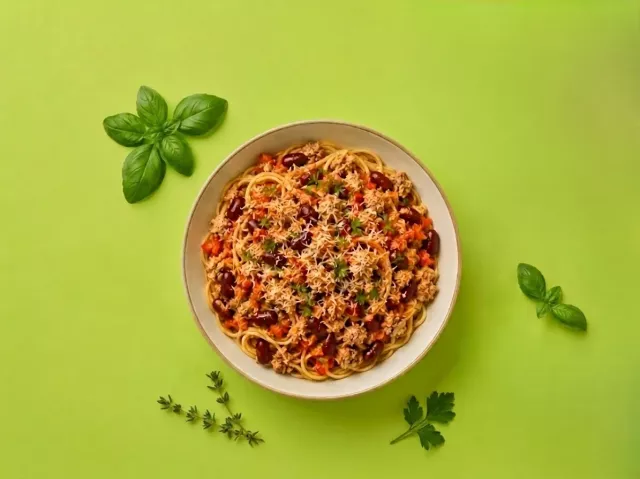 Паста с фасолью и мясом