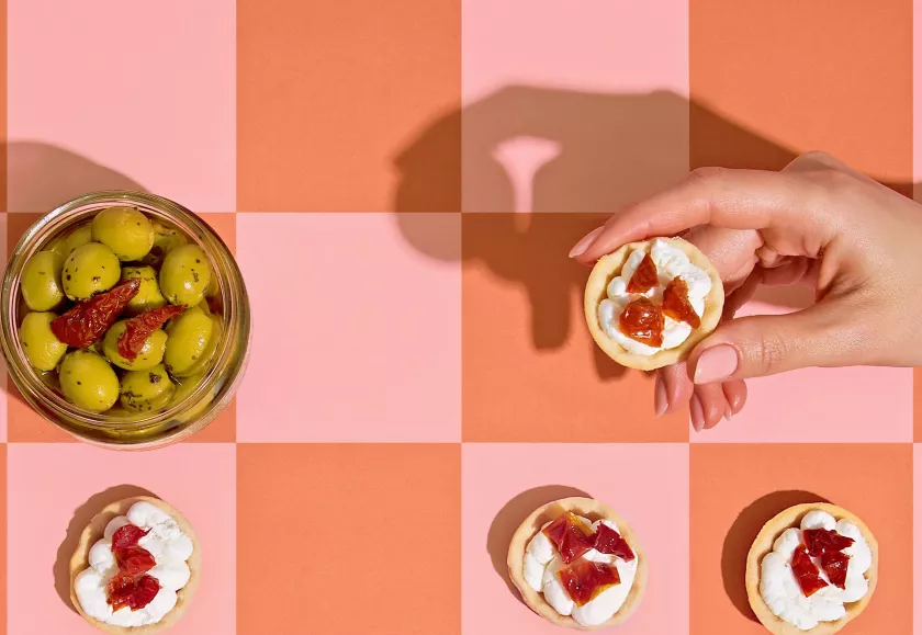 Новые оливки от Бондюэль — с мятой и с вялеными томатами