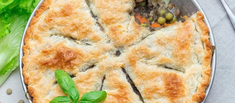 Рецепт Английский пирог с говядиной, почками и грибами